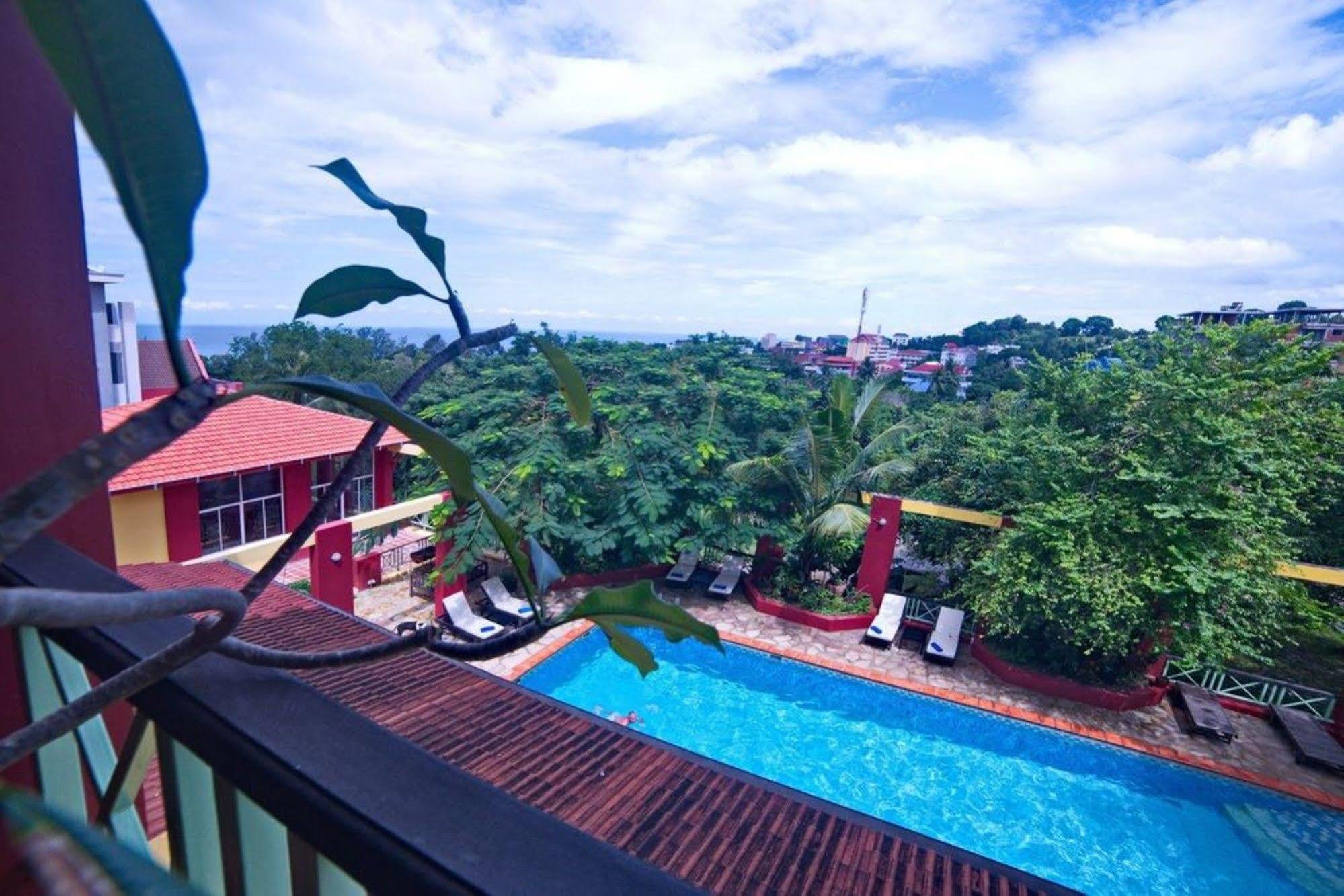 The Harbor Lights Palace Sihanoukville Luaran gambar