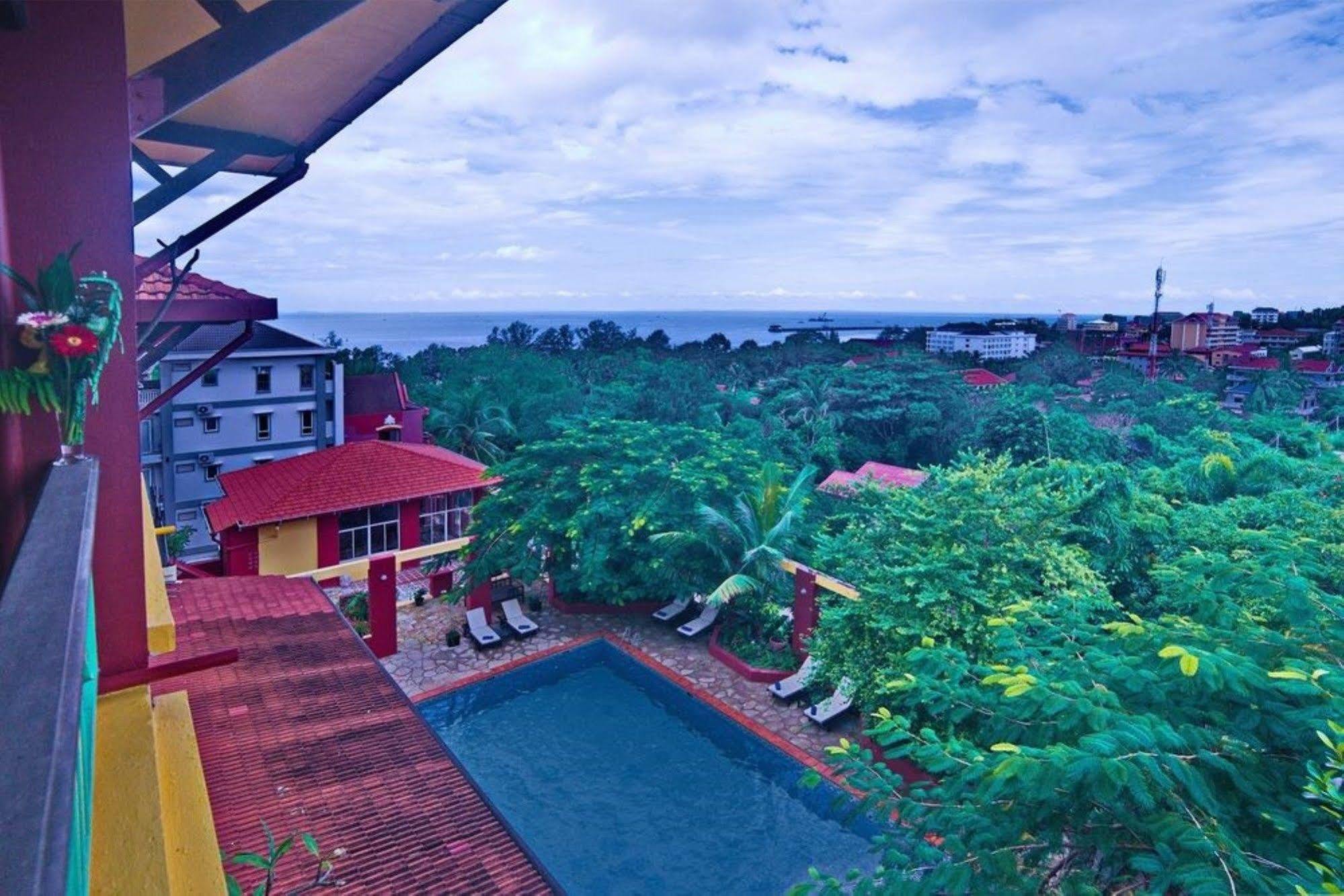 The Harbor Lights Palace Sihanoukville Luaran gambar